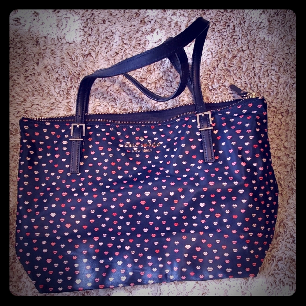 Kate Spade, like new, zip top nylon tote